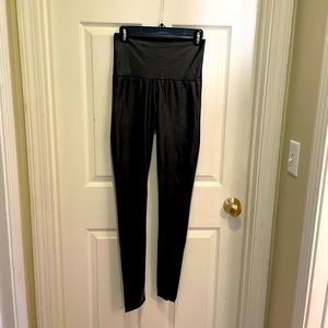 🆕 Faux Leather Leggings